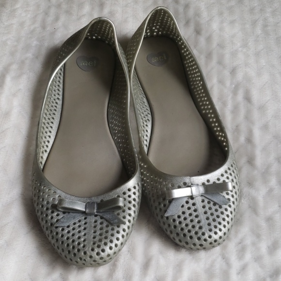 womens jelly flats